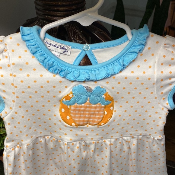 MAGNOLIA BABY infant pumpkin dress - Size 24 months - Picture 2 of 9